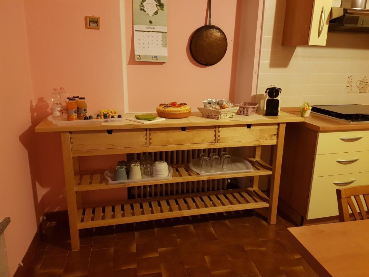 Una Volta Anticamente Cascinette Bagian luar foto